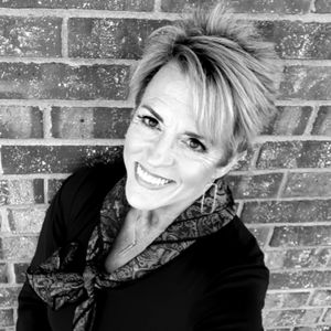 Meet your Posher, Jillian